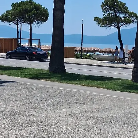 One-bedroom Partial Seaview Διαμέρισμα *